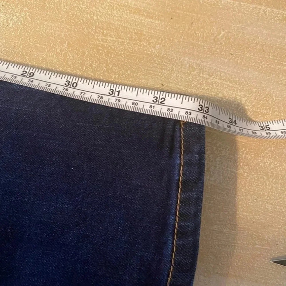 Mossimo Women’s plus size bootcut jeans.  EUC. 
Size: 18 - Picture 4 of 7